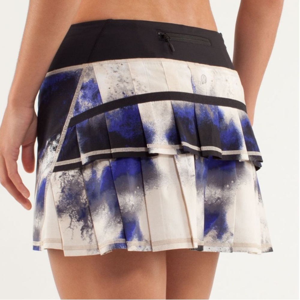 Lululemon Pace Setter Skirt (Regular) Milky Way Multi Print Black Pigment Blue 8